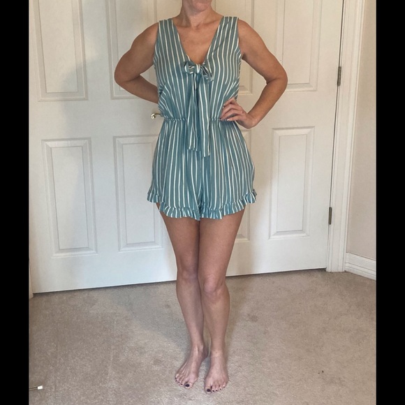 Romper - Picture 1 of 12